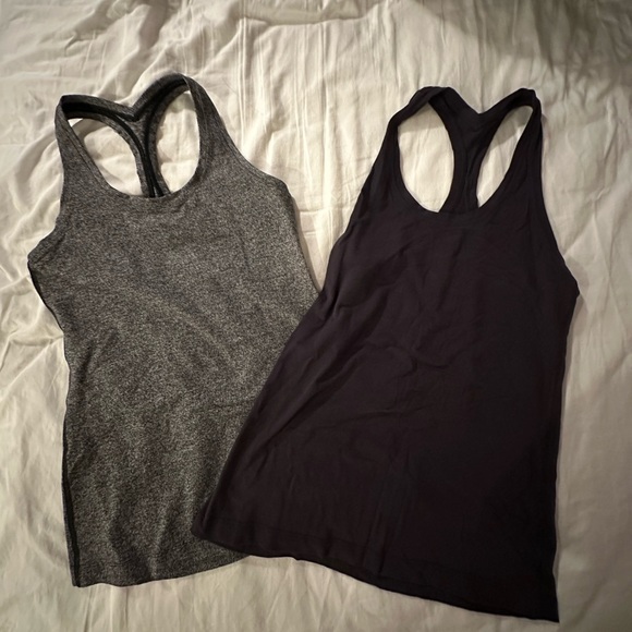 Lululemon Racerback Workout Tank Top Lot Set of 2 - Picture 2 of 2